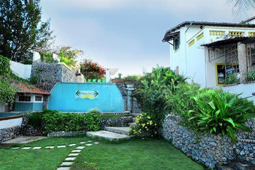 Barbanera Club & De Charme Hotel 3*
